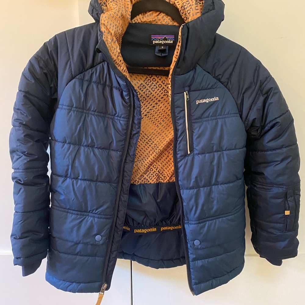 Patagonia Boys/kids down Parka size Medium (10)